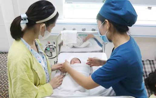 Bộ Y tế: Cấp thiết tăng tổng tỷ suất sinh trung bình 2% mỗi năm trên toàn quốc