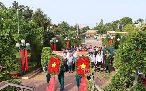 Xã Bến Lức phấn đấu “Tìm lại tên” cho các anh hùng liệt sĩ trước ngày 31/11