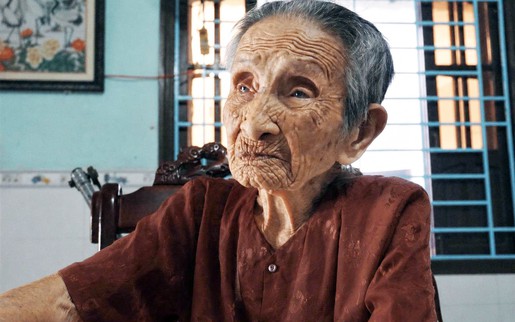 Hơn nửa thế kỷ mẹ ngóng con về