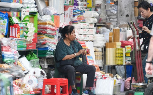 Đề xuất nâng ngưỡng tính thuế 10 tỷ đồng: Cởi trói thủ tục để nữ chủ hộ kinh doanh mở rộng quy mô