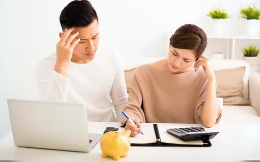 Chi phí nuôi con tăng, vợ chồng rơi vào trạng thái căng thẳng, lo âu