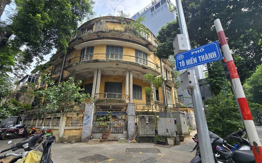 Biệt thự Pháp cổ "ngự trên đất vàng" Hà Nội bỏ hoang, chờ ngày cải tạo