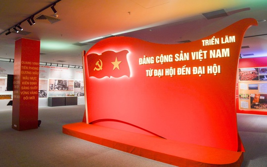 Triển lãm lịch sử Đảng khơi dậy niềm tự hào và khát vọng cống hiến trong kỷ nguyên mới