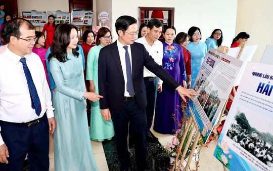 Khai mạc triển lãm ảnh "Bác Hồ với phụ nữ Hải Phòng"
