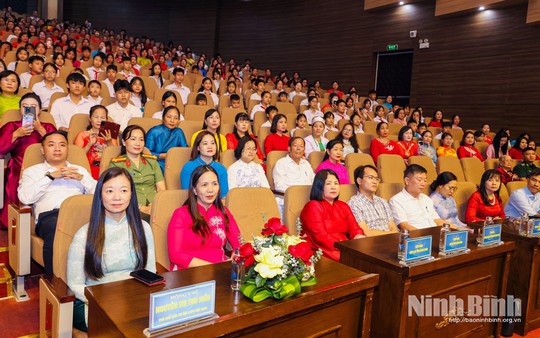 Ninh Bình: Tri ân "Mẹ đỡ đầu" và trao giải Cuộc thi "Phụ nữ khởi nghiệp" cấp tỉnh năm 2026