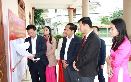 Nhiều địa phương hoàn tất niêm yết danh sách cử tri bầu cử