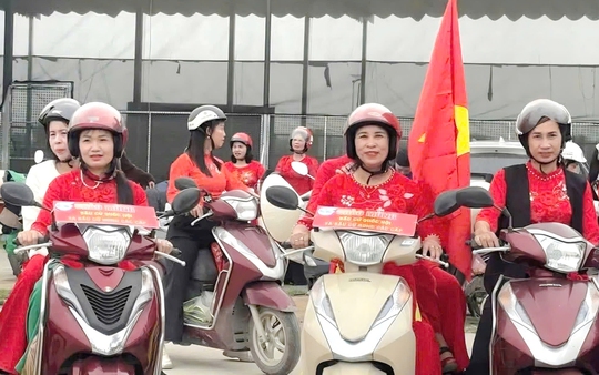 Phụ nữ vùng cao Phú Thọ rộn ràng đón chờ ngày bầu cử