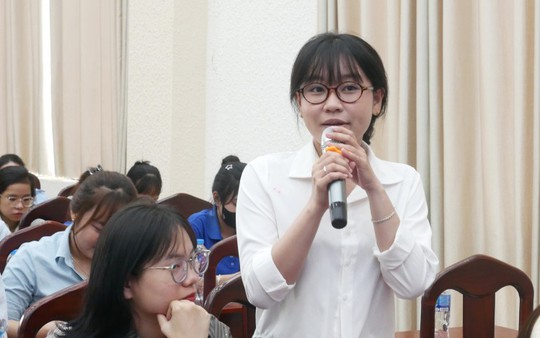 Truyền cảm hứng trách nhiệm công dân cho nữ cử tri trẻ