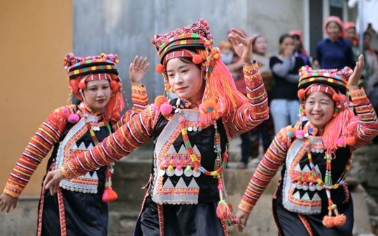 Sự thay da đổi thịt của mỗi bản làng biên cương là thước đo hiệu quả hoạt động của Mặt trận