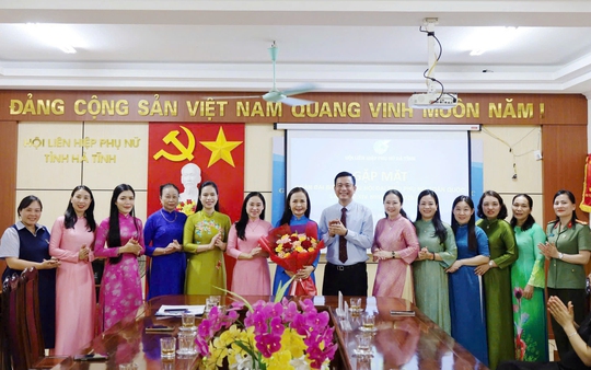 Hà Tĩnh gặp mặt Đoàn đại biểu dự Đại hội đại biểu Phụ nữ toàn quốc lần thứ XIV