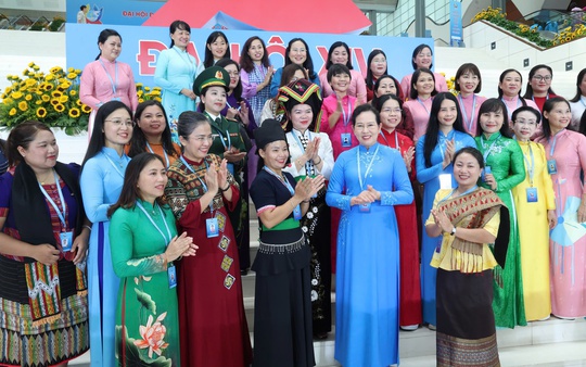 Video: Khơi dậy khát vọng cống hiến của phụ nữ Việt Nam trong kỷ nguyên mới