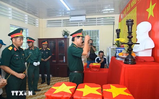 Cà Mau: Chuyển các mẫu hài cốt liệt sỹ đầu tiên phục vụ giám định ADN