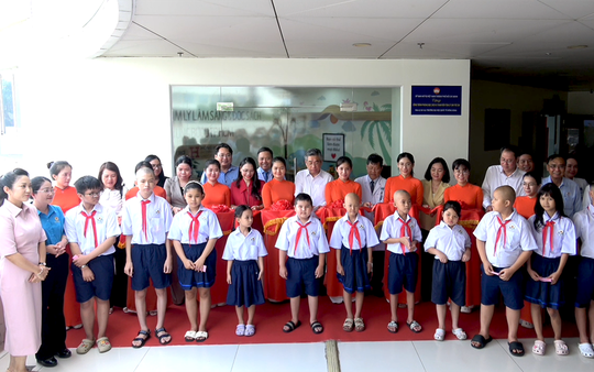TPHCM: Khai giảng lớp học đặc biệt cho bệnh nhi ung thư