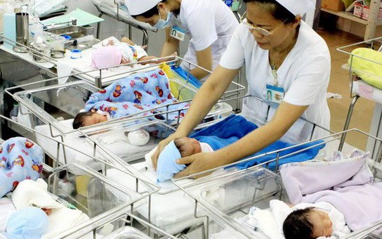 Việt Nam cán mốc 100 triệu người: Những vấn đề đặt ra 
về bình đẳng giới