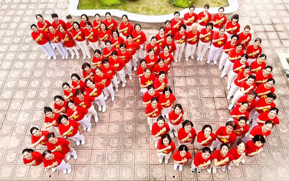 Hơn 30 nghìn hội viên, phụ nữ Thủ đô đồng diễn dân vũ kỷ niệm 70 năm Chiến thắng Điện Biên Phủ 