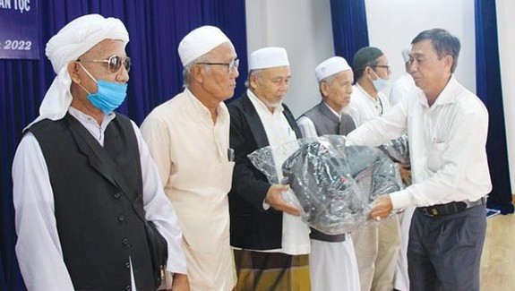 An Giang: Người có uy tín trong đồng bào dân tộc thiểu số góp phần xây dựng khối đại đoàn kết toàn dân tộc