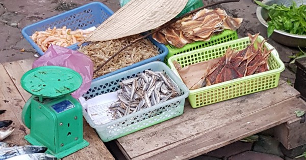 Sự thật về hải sản khô khiến kiến, ruồi không dám bâu