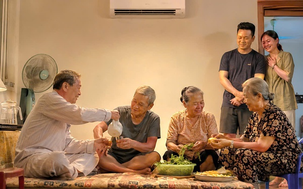 4 họ một nhà
