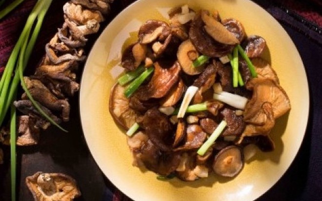 Chế biến món ngon từ nấm hương rừng khô Chế biến món ngon từ nấm hương rừng khô
