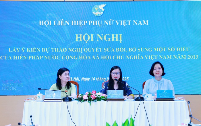 TƯ Hội LHPN Việt Nam lấy ý kiến góp ý Dự thảo Nghị quyết sửa đổi, bổ sung một số điều của Hiến pháp năm 2013